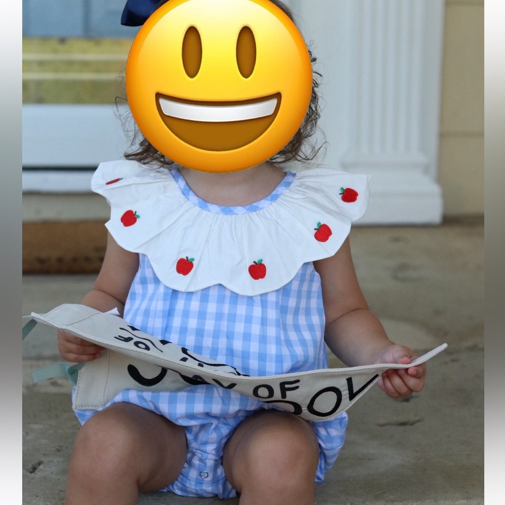 Stitchy Fish Back to School Apple Bubble